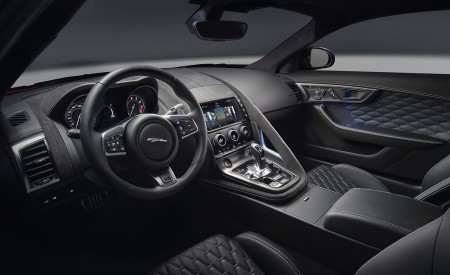 2018 Jaguar F-TYPE SVR Coupe Interior Wallpapers 450x275 (44)
