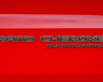 2018 Jeep Grand Cherokee Supercharged Trackhawk Badge Wallpapers 150x120 (28)