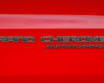 2018 Jeep Grand Cherokee Supercharged Trackhawk Badge Wallpapers 150x120 (28)