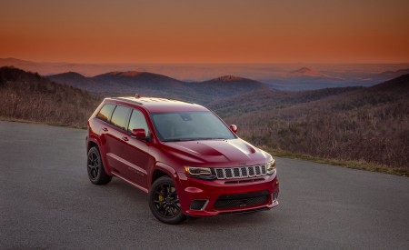 2018 Jeep Grand Cherokee Supercharged Trackhawk Front Wallpapers 450x275 (19)