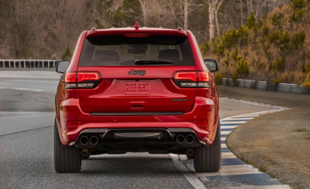 2018 Jeep Grand Cherokee Supercharged Trackhawk Rear Wallpapers 450x275 (16)