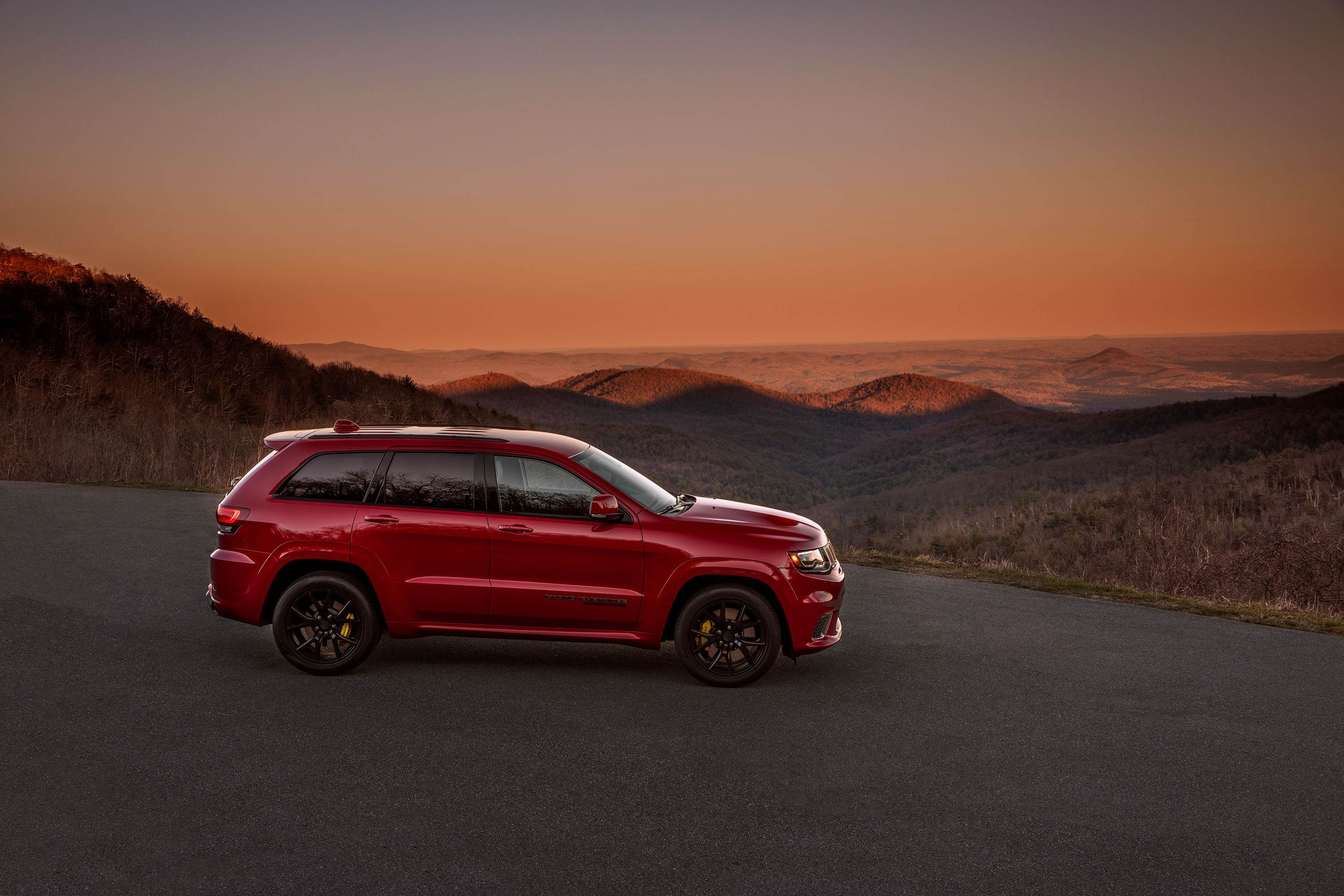 2018 Jeep Grand Cherokee Supercharged Trackhawk Side Wallpapers #18 of 80