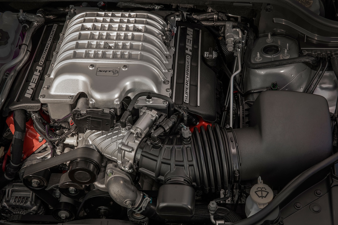 2018 Jeep Grand Cherokee Trackhawk Engine Wallpapers #79 of 80