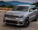 2018 Jeep Grand Cherokee Trackhawk Front Three-Quarter Wallpapers 150x120 (72)