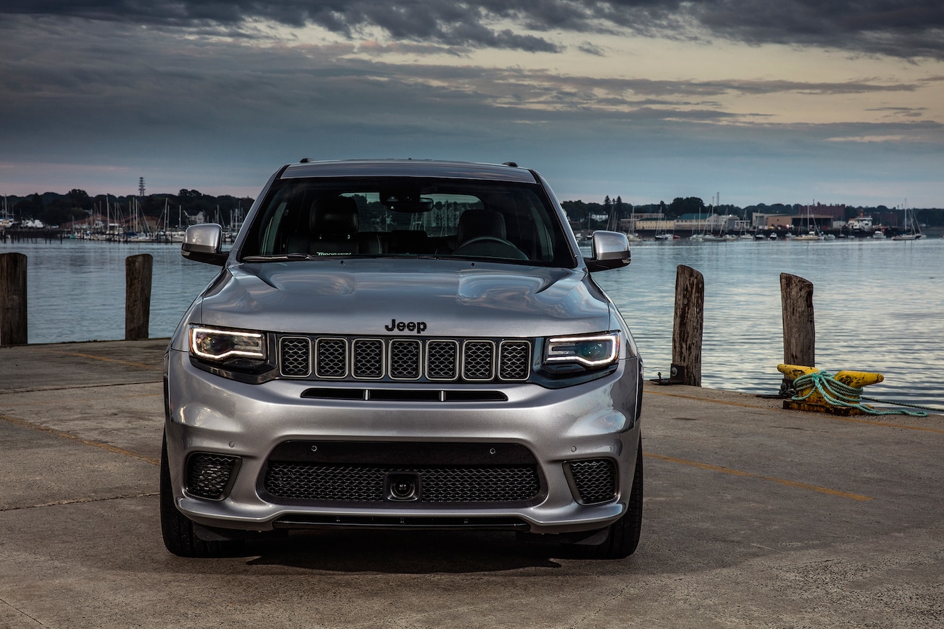 2018 Jeep Grand Cherokee Trackhawk Front Wallpapers #67 of 80