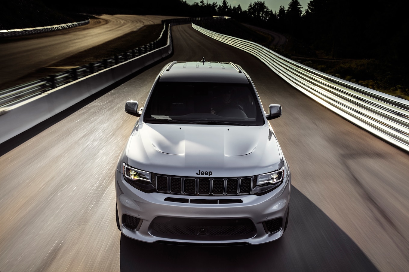 2018 Jeep Grand Cherokee Trackhawk Front Wallpapers #53 of 80
