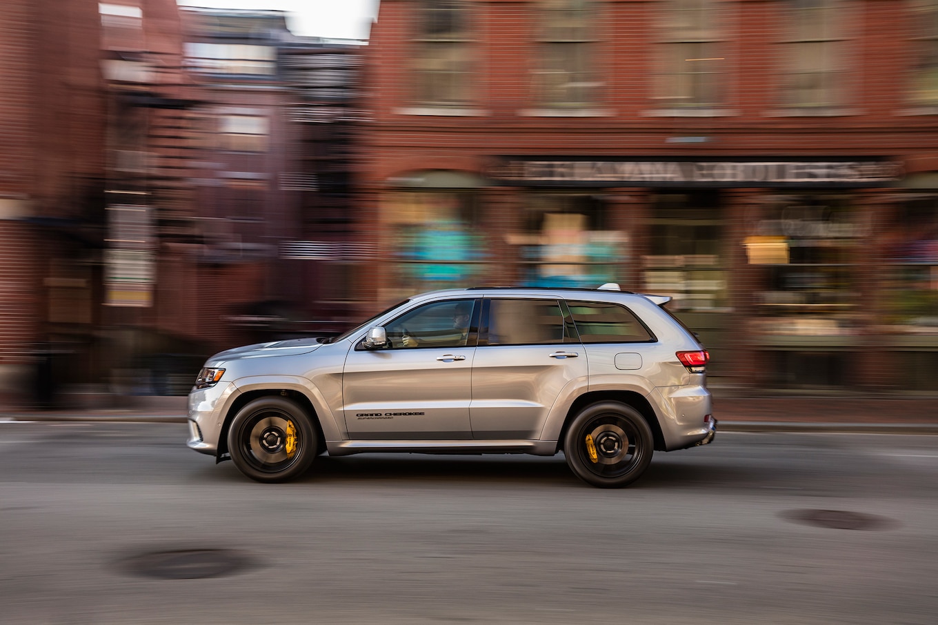 2018 Jeep Grand Cherokee Trackhawk Side Wallpapers #78 of 80