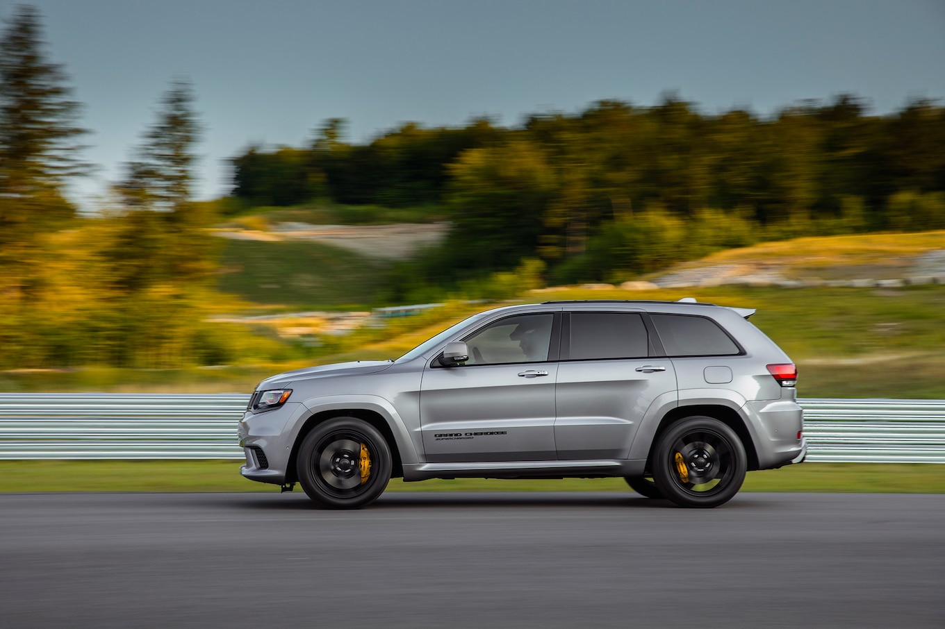 2018 Jeep Grand Cherokee Trackhawk Side Wallpapers #56 of 80