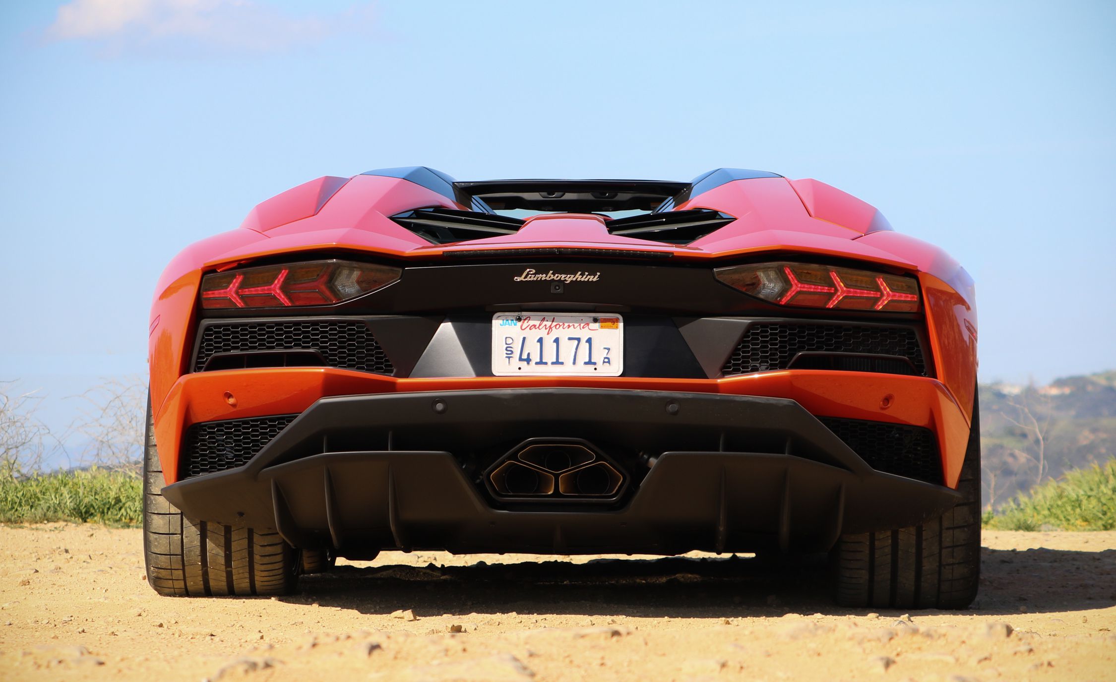 2018 Lamborghini Aventador S Roadster Rear Wallpapers #34 of 73