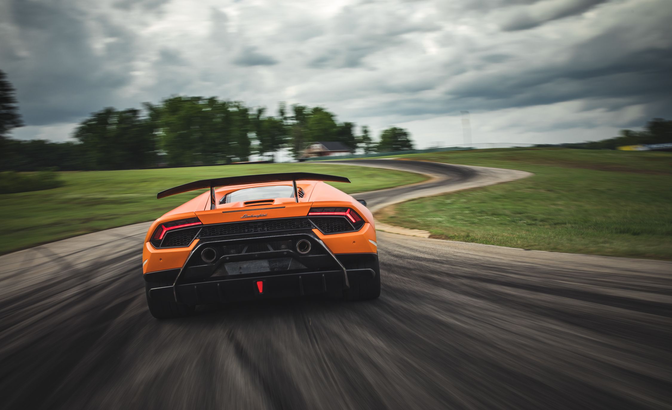 2018 Lamborghini Huracán Performante Rear Wallpapers #17 of 109