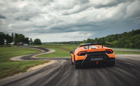 2018 Lamborghini Huracán Performante Rear Wallpapers 450x275 (24)