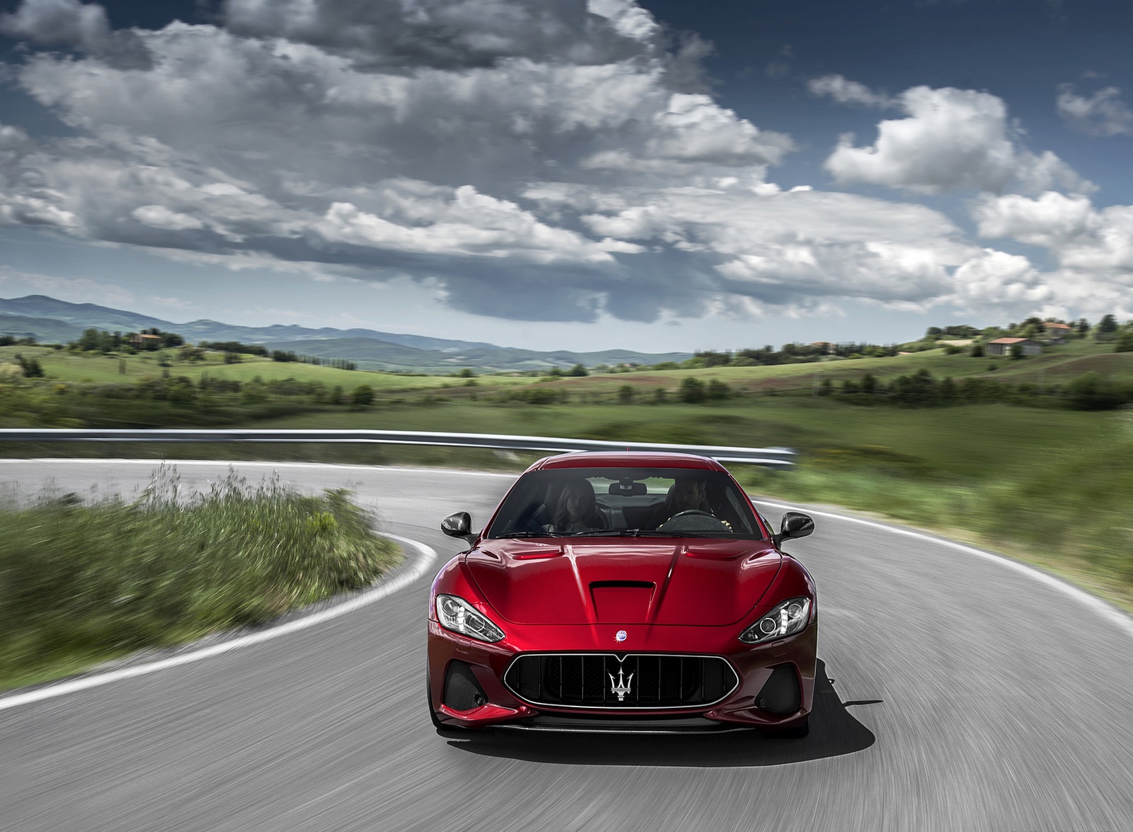 2018 Maserati GranTurismo MC Sport Line Front Wallpapers #4 of 20