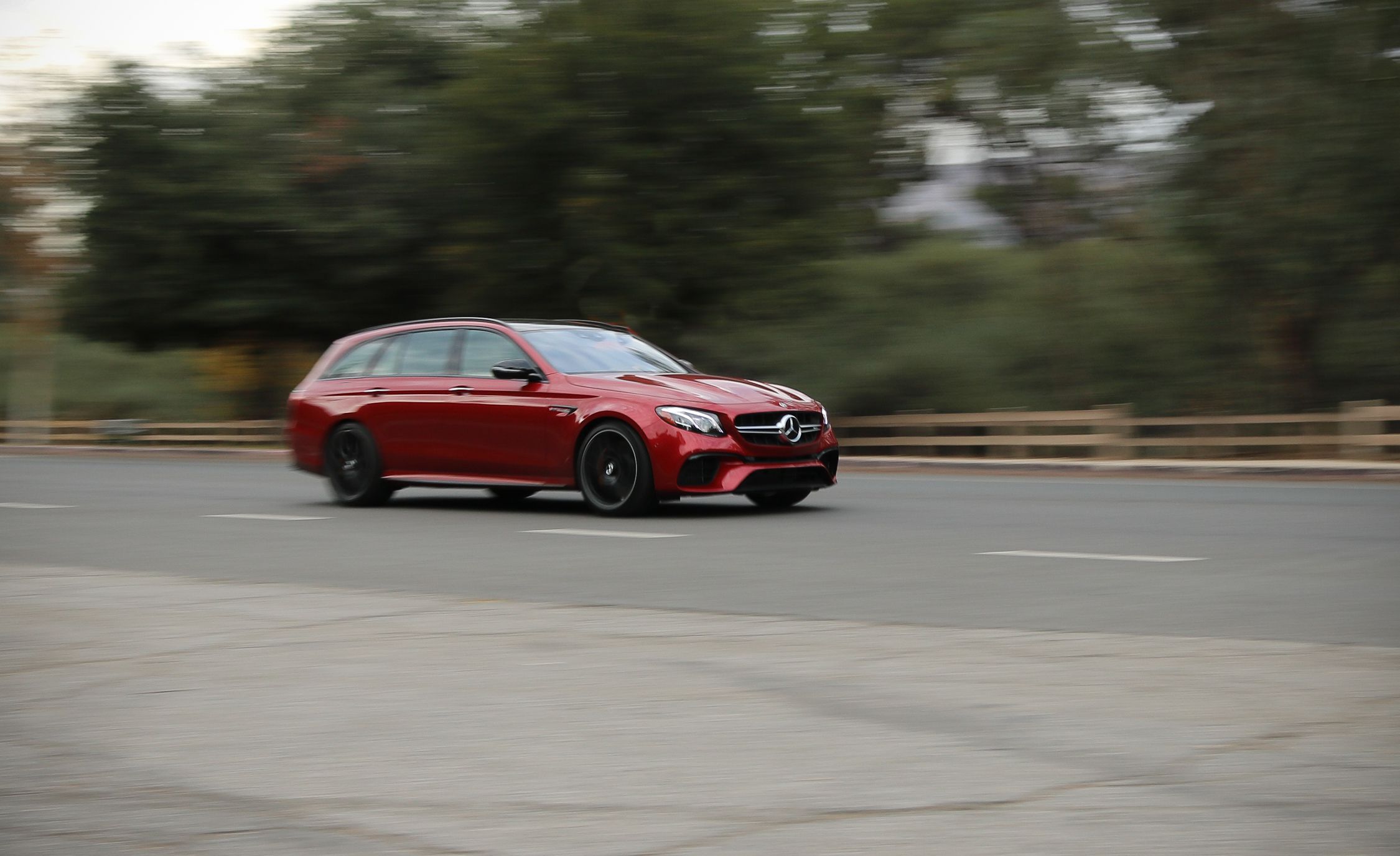 2018 Mercedes-AMG E63 S Wagon Front Three-Quarter Wallpapers (5)