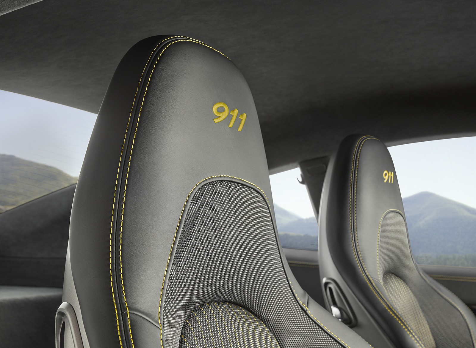 2018 Porsche 911 Carrera T Interior Seats Wallpapers #11 of 13