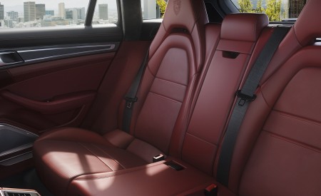 2018 Porsche Interieur Panamera 4 E-Hybrid Sport Turismo Interior Rear Seats Wallpapers 450x275 (19)