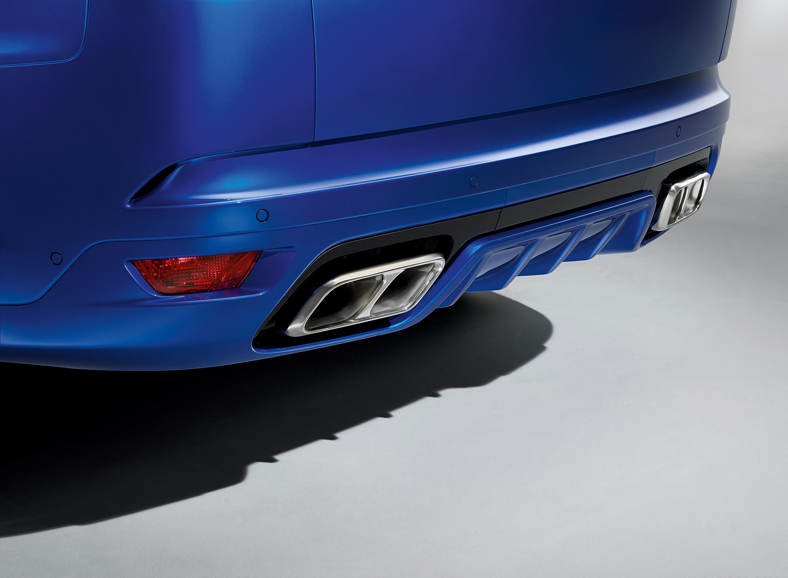2018 Range Rover Sport SVR Tailpipe Wallpapers #26 of 33