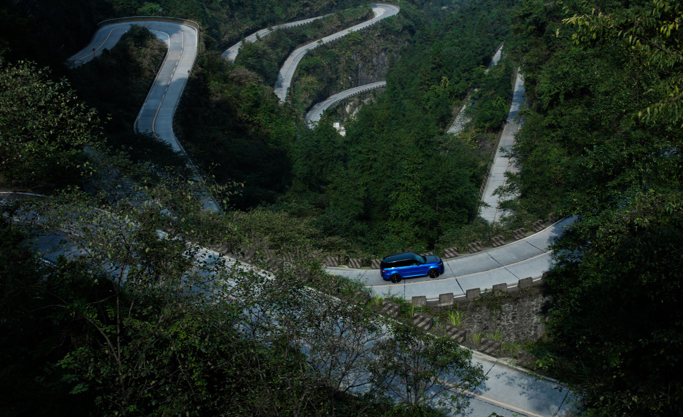 2018 Range Rover Sport SVR Top Wallpapers #2 of 33