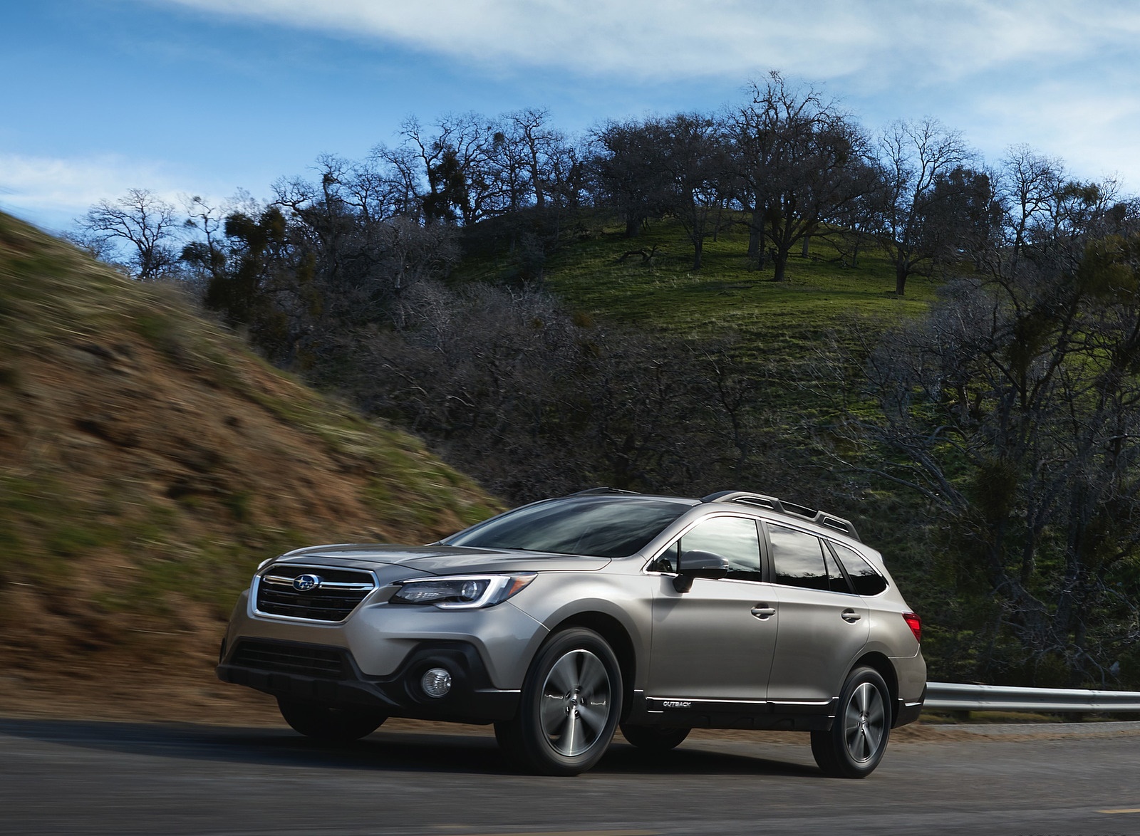 2018 Subaru Outback Front Three-Quarter Wallpapers (1)