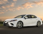 2018 Toyota Camry SE Front Three-Quarter Wallpapers 150x120