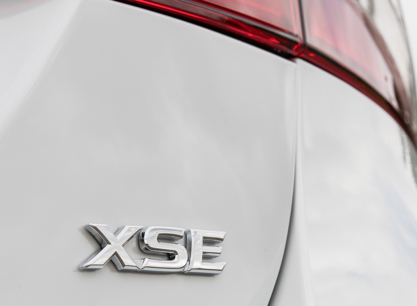 2018 Toyota Camry XSE Badge Wallpapers #61 of 65