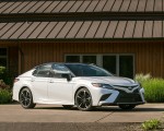 2018 Toyota Camry XSE Front Three-Quarter Wallpapers 150x120 (59)
