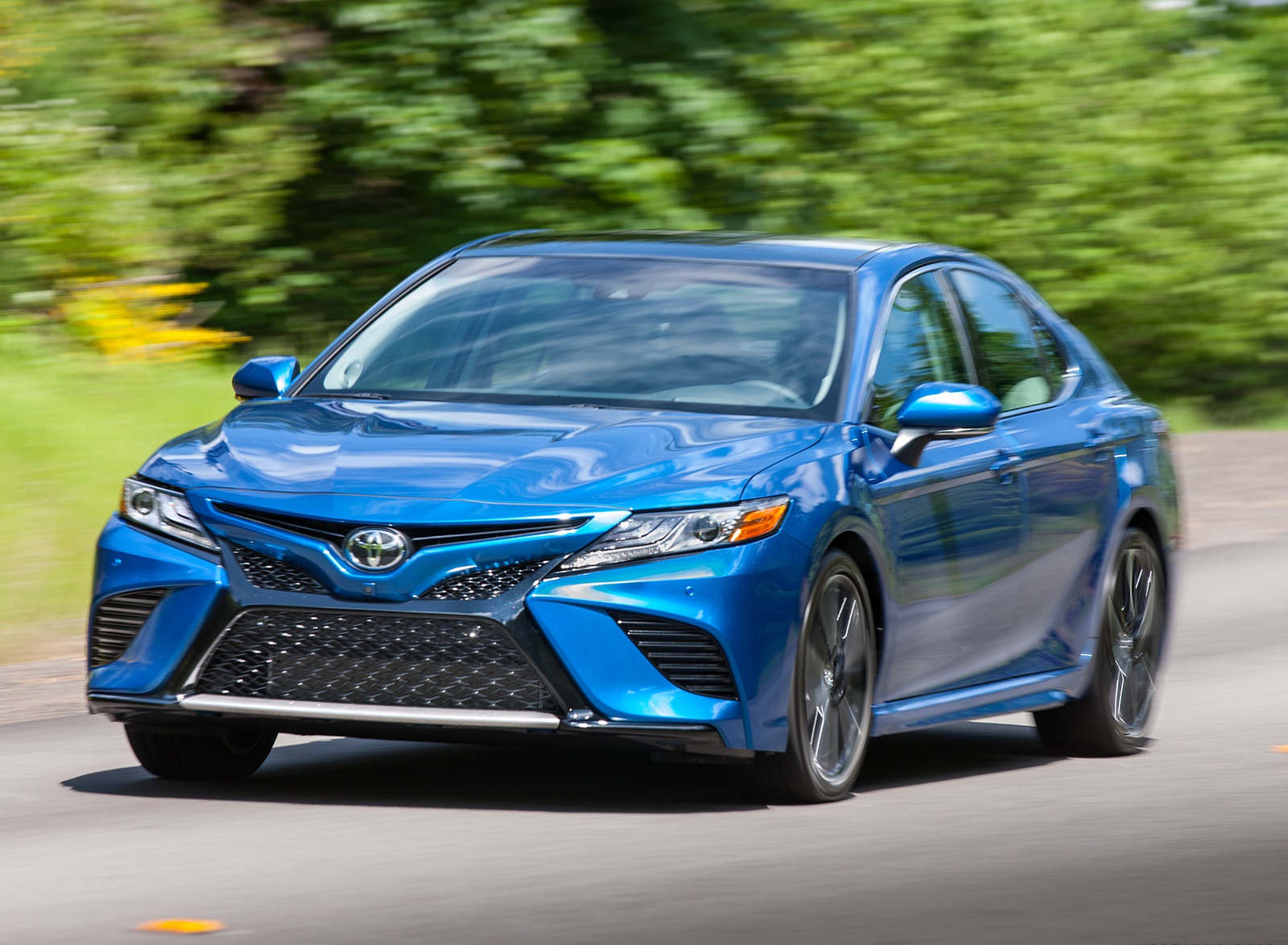 2018 Toyota Camry XSE Front Wallpapers #43 of 65
