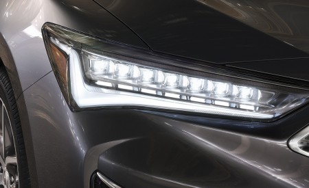 2019 Acura ILX Headlight Wallpapers 450x275 (8)