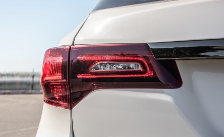 2019 Acura MDX A-Spec Tail Light Wallpapers 450x275 (15)