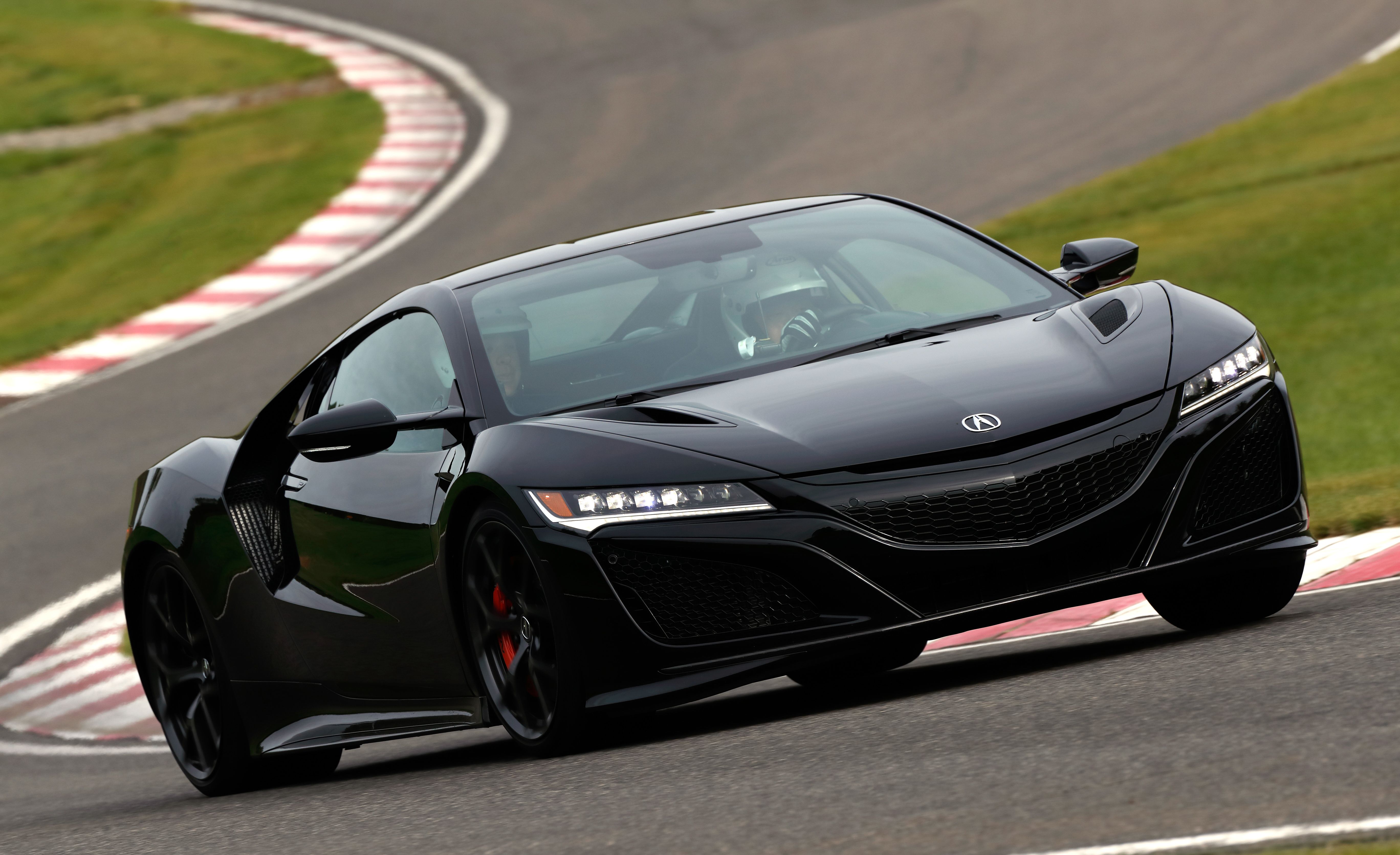 2019 Acura NSX (Color: Berlina Black) Front Three-Quarter Wallpapers #57 of 112
