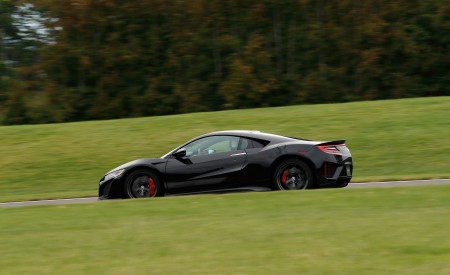 2019 Acura NSX (Color: Berlina Black) Side Wallpapers 450x275 (63)