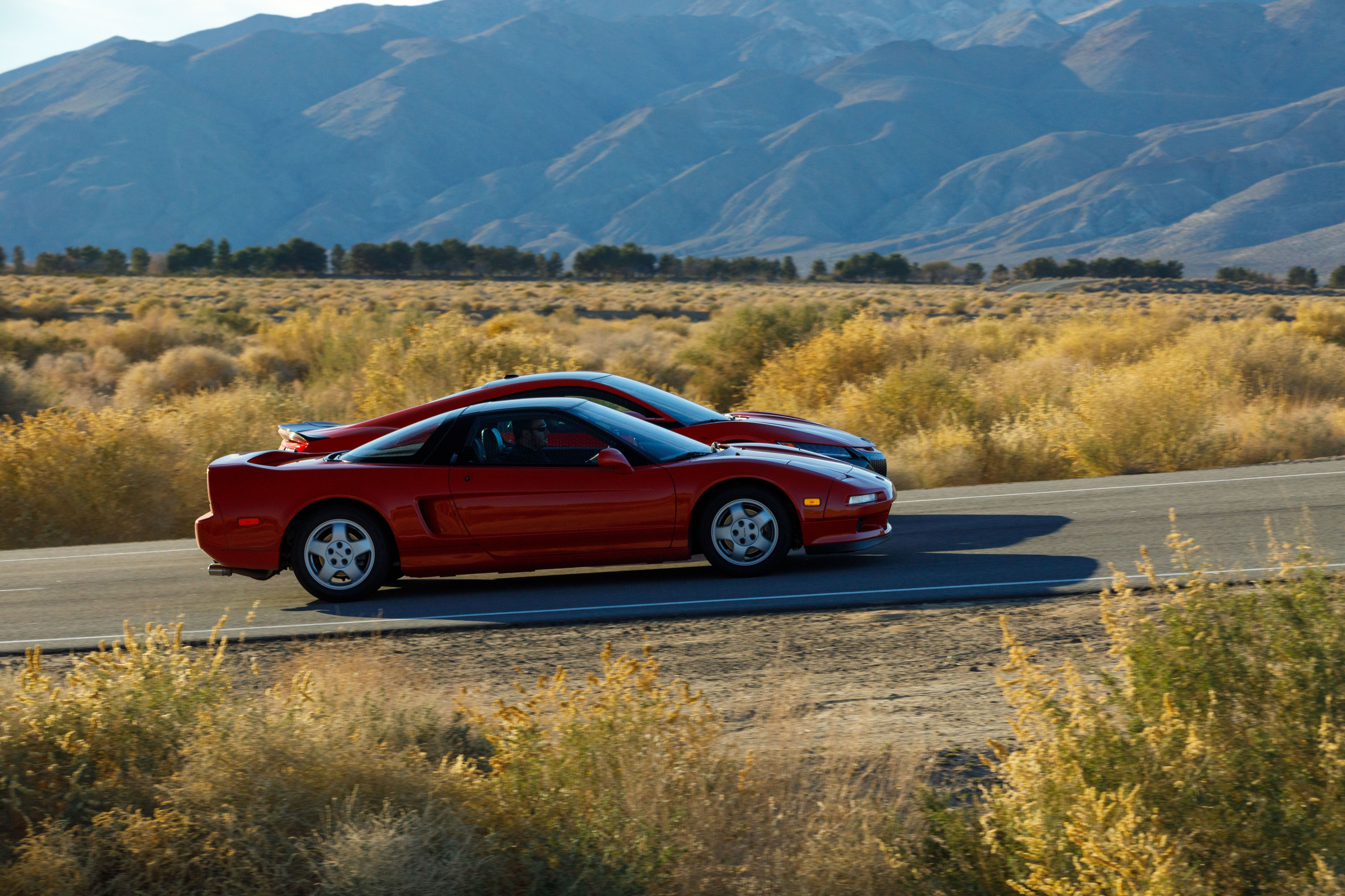 2019 Acura NSX (Color: Curva Red) and 1990 Acura NSX Side Wallpapers #4 of 112