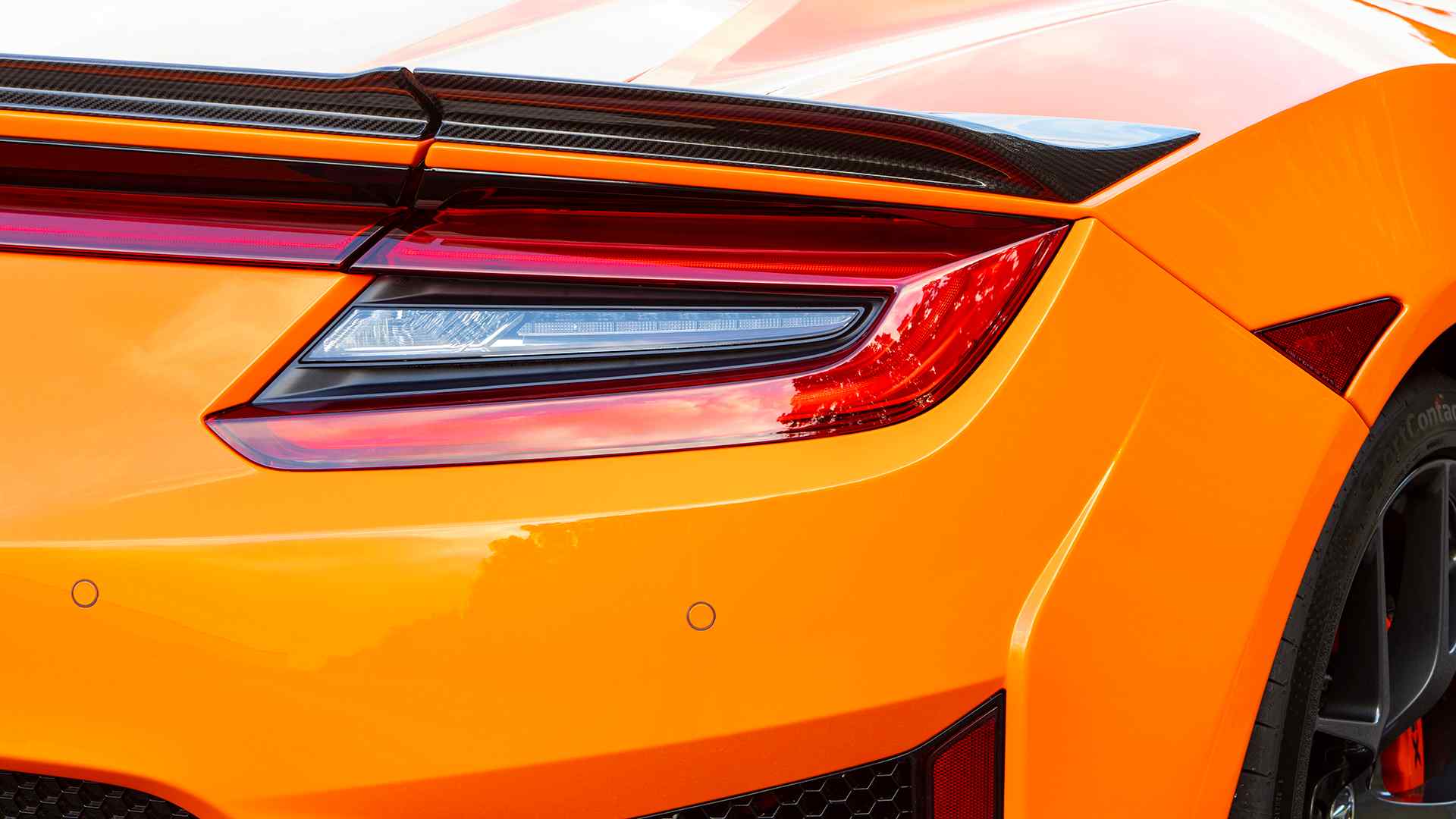 2019 Acura NSX (Color: Thermal Orange Pearl) Tail Light Wallpapers #41 of 112