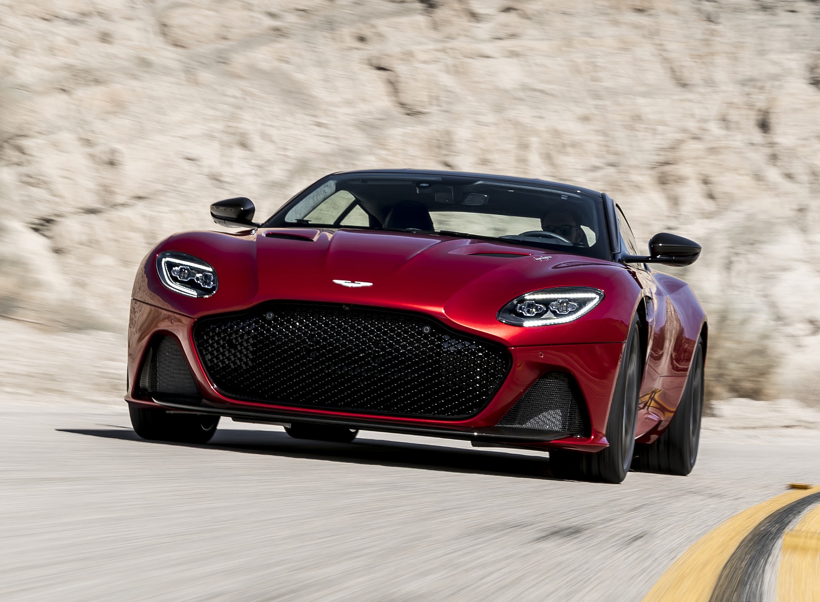 2019 Aston Martin DBS Superleggera Front Wallpapers #4 of 114