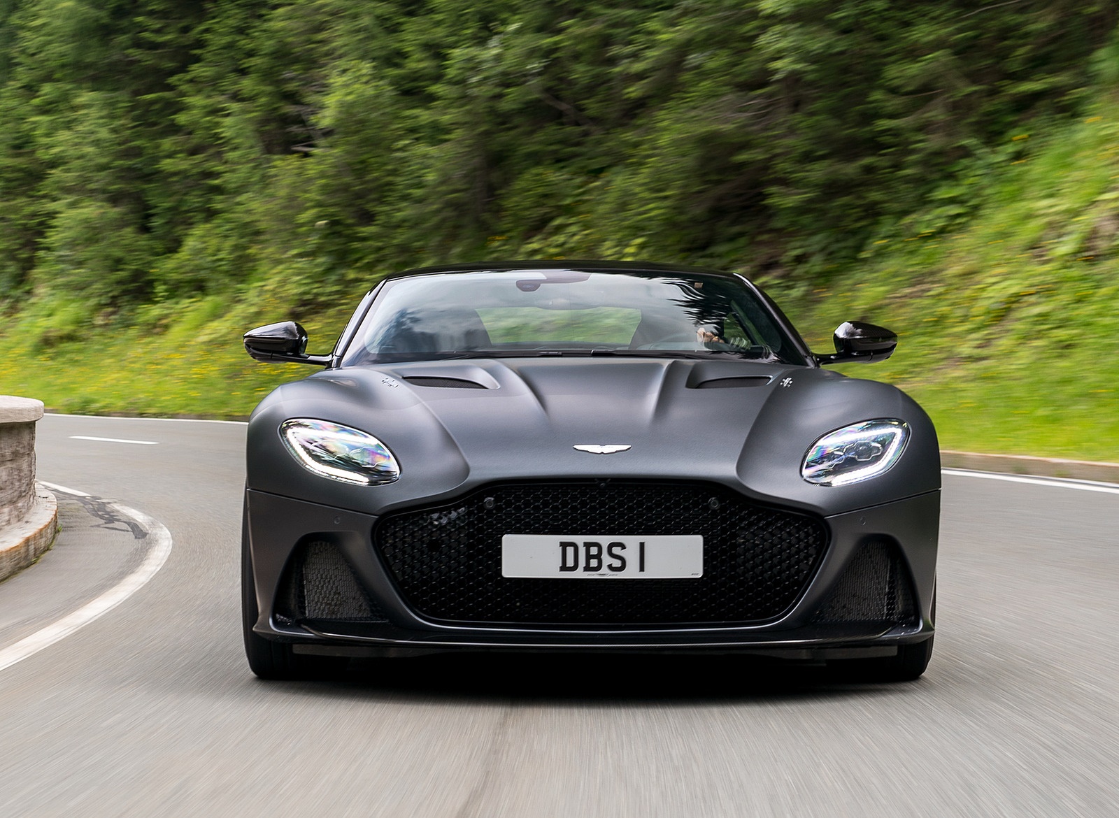 2019 Aston Martin DBS Superleggera (Color: Satin Xenon Grey) Front Wallpapers #56 of 114