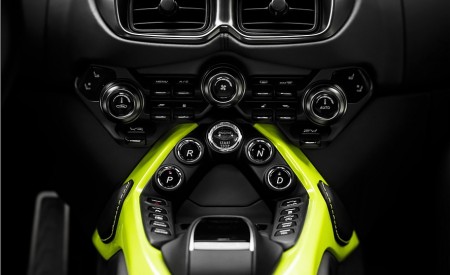 2019 Aston Martin Vantage Central Console Wallpapers 450x275 (25)