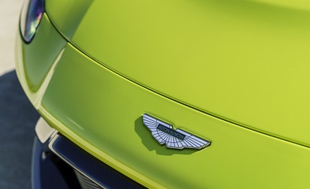 2019 Aston Martin Vantage Detail Wallpapers 450x275 (19)