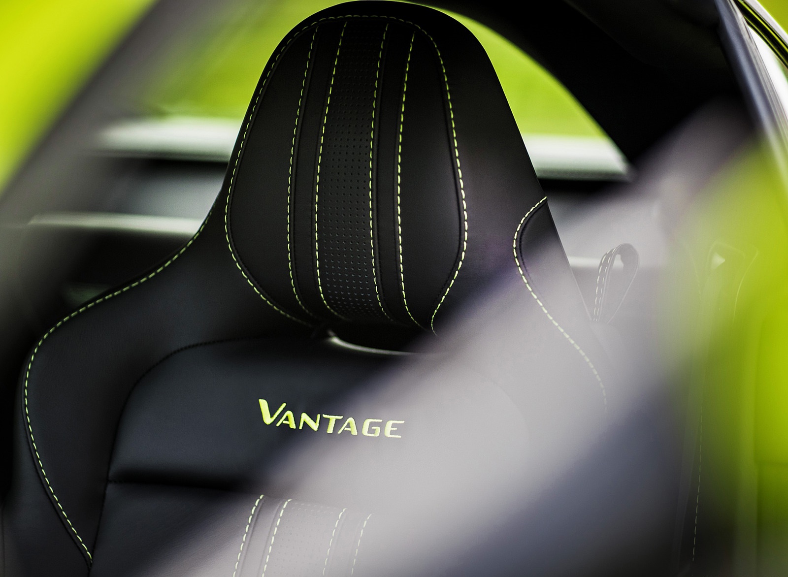 2019 Aston Martin Vantage Interior Seats Wallpapers #22 of 120