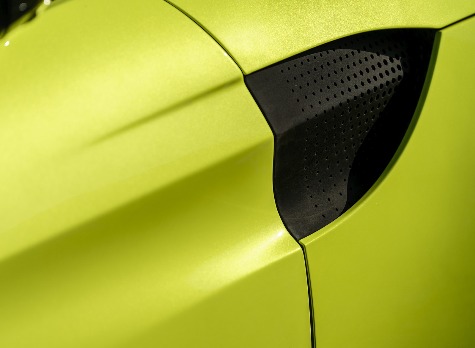 2019 Aston Martin Vantage Side Vent Wallpapers #18 of 120