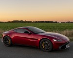 2019 Aston Martin Vantage (UK-Spec) Front Three-Quarter Wallpapers 150x120 (50)