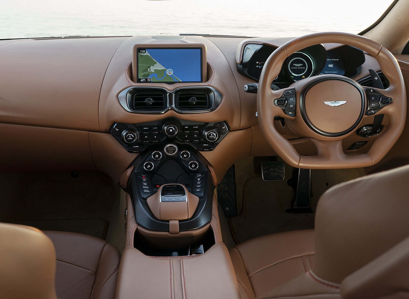 2019 Aston Martin Vantage (UK-Spec) Interior Cockpit Wallpapers #74 of 120