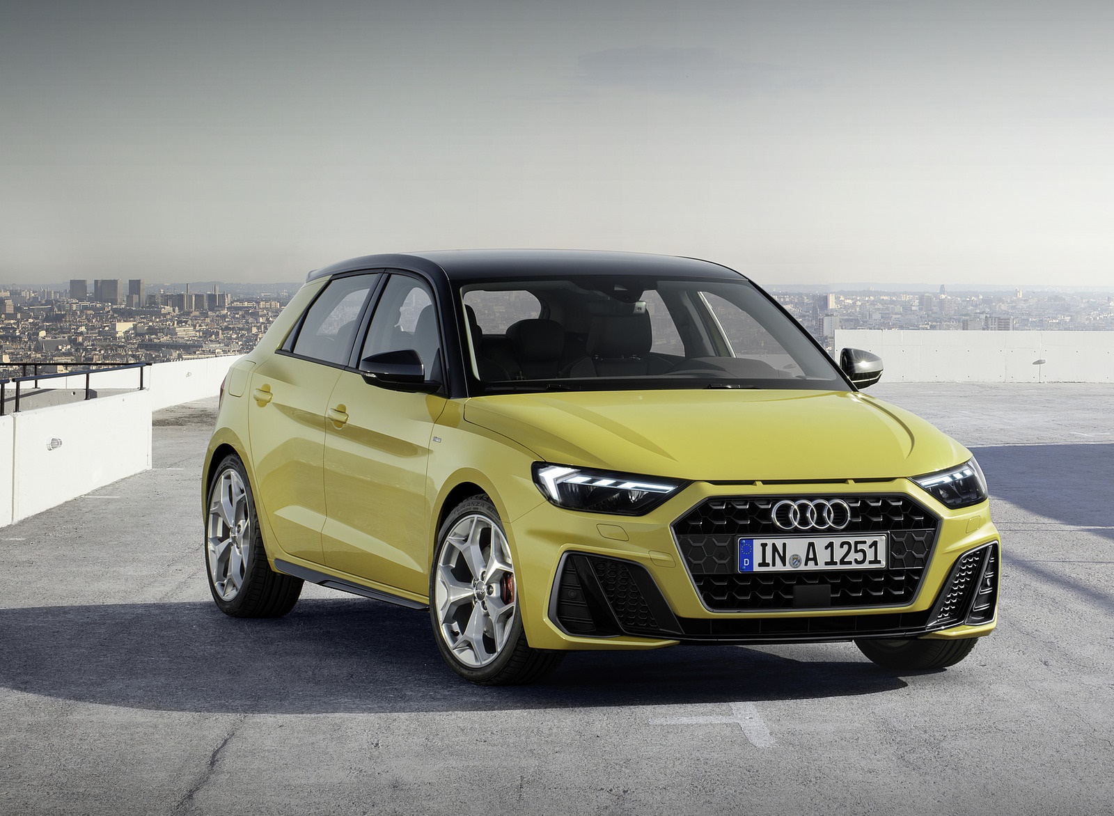 2019 Audi A1 Sportback (Color: Python Yellow) Front Three-Quarter Wallpapers #17 of 31