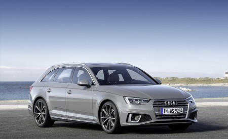 2019 Audi A4 Avant (Color: Quantum Gray) Front Three-Quarter Wallpapers 450x275 (10)