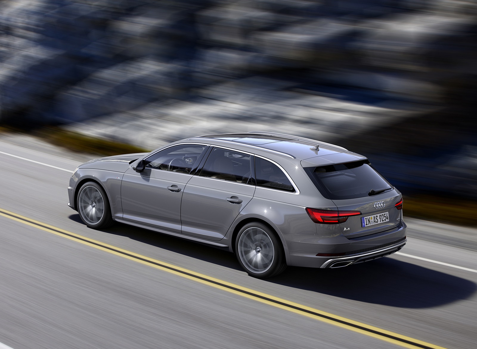 2019 Audi A4 Avant (Color: Quantum Gray) Rear Three-Quarter Wallpapers #2 of 35