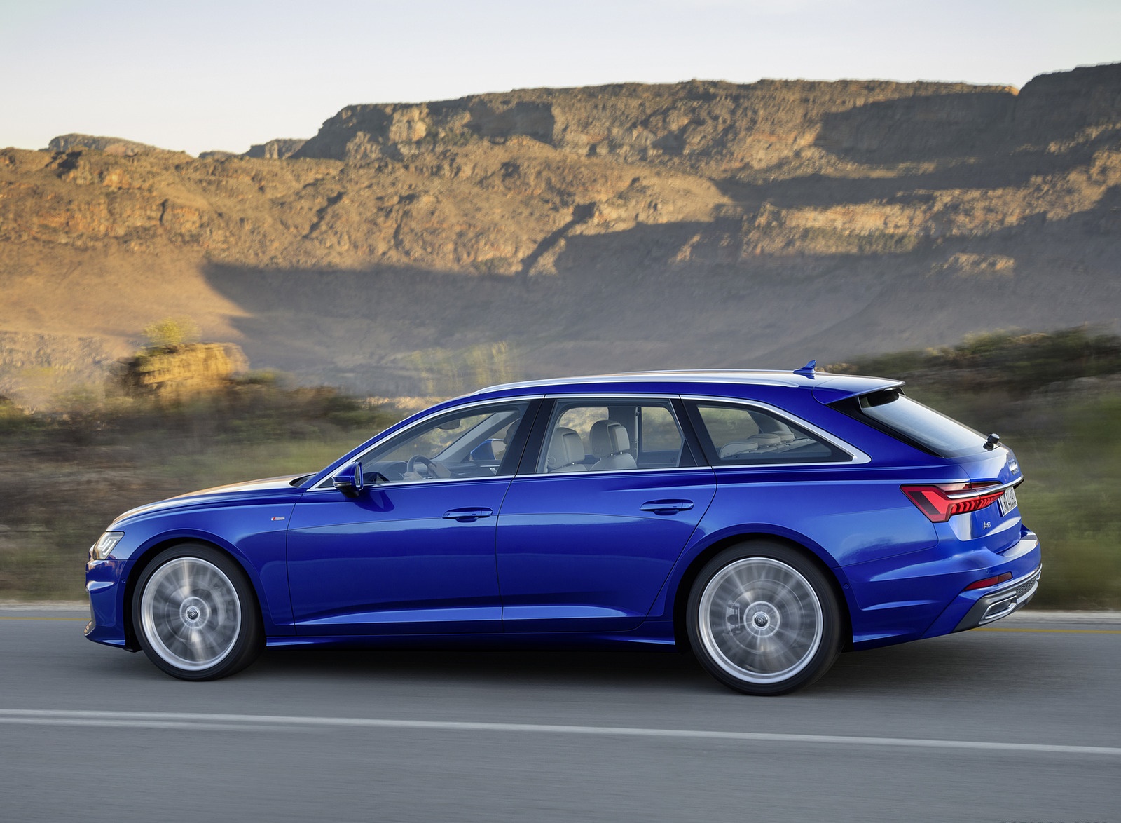 2019 Audi A6 Avant (Color: Sepang Blue) Side Wallpapers (6)