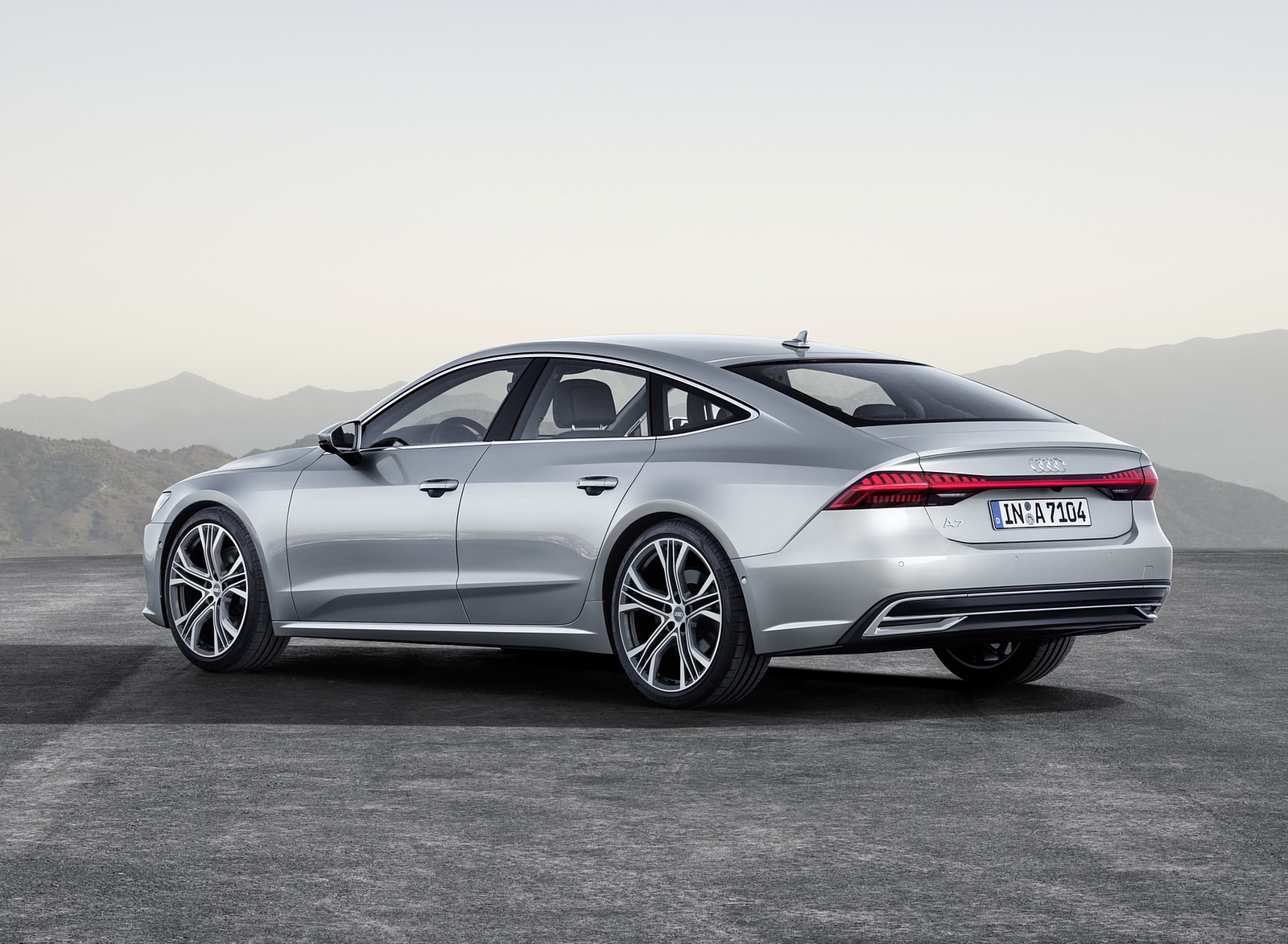 2019 Audi A7 Sportback (Color: Florett Silver) Rear Three-Quarter Wallpapers (9)