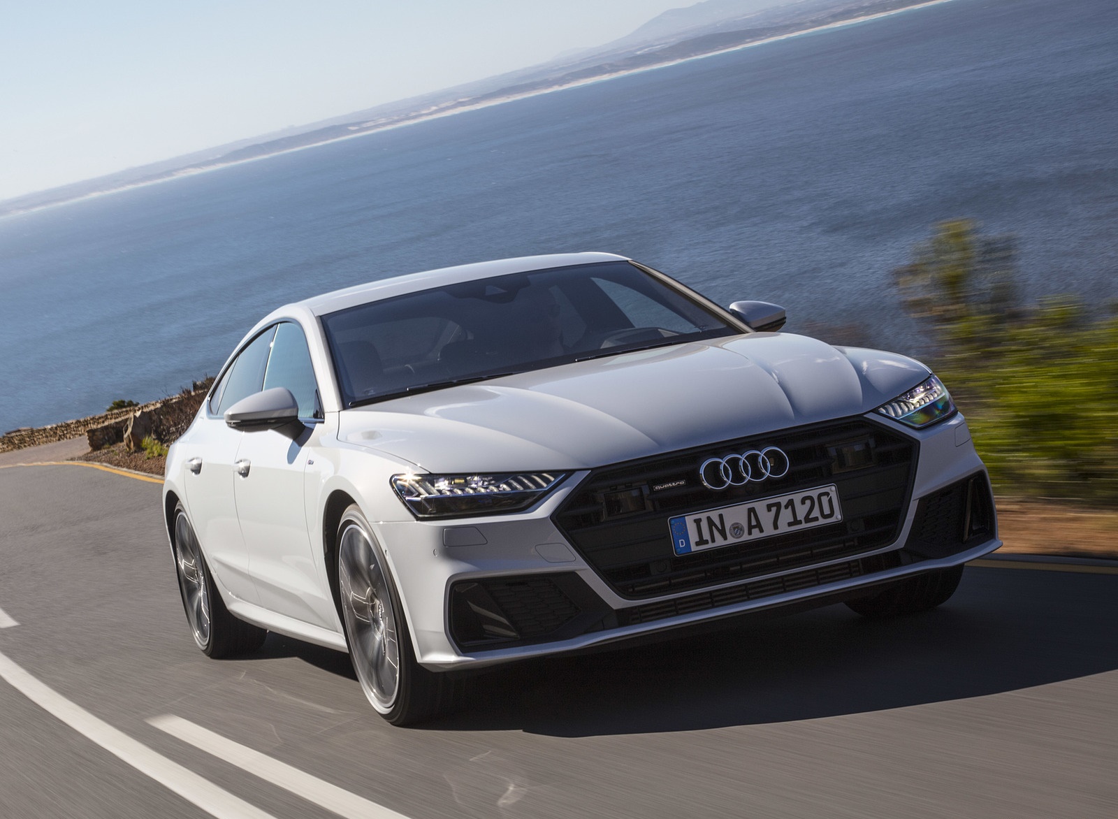 2019 Audi A7 Sportback (Color: Suzuka Grey) Front Wallpapers #63 of 83