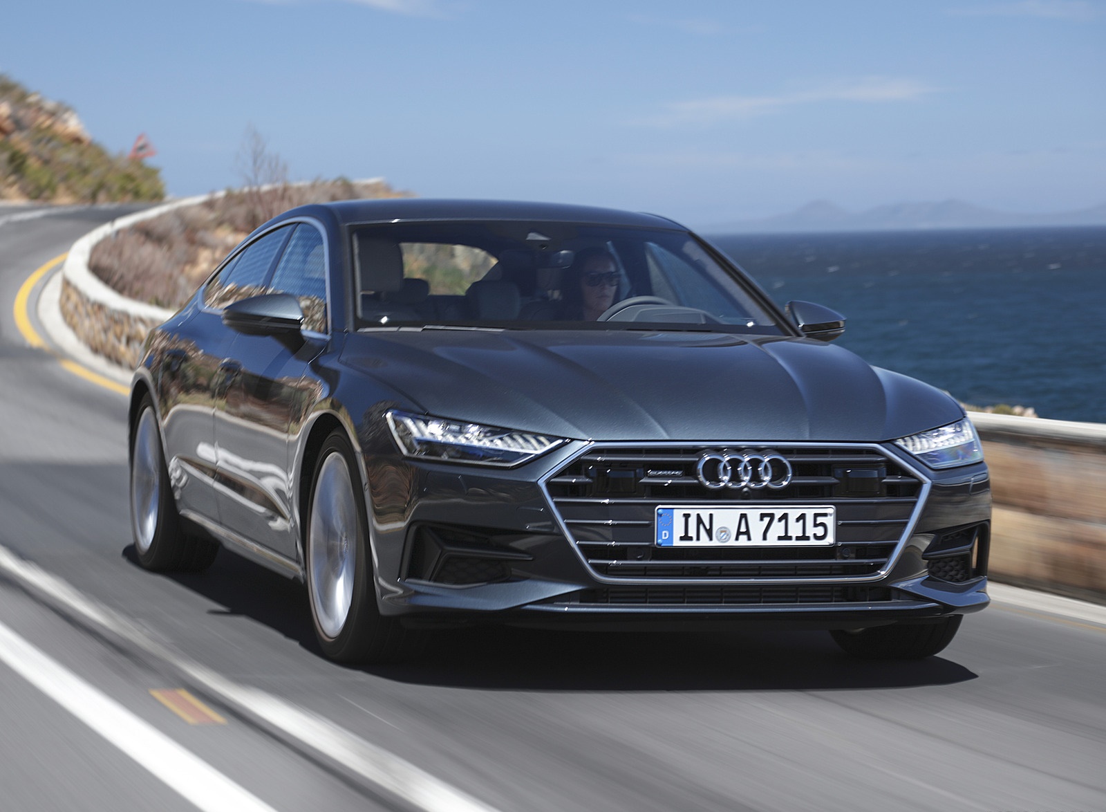 2019 Audi A7 Sportback (Color: Triton Blue) Front Wallpapers #75 of 83