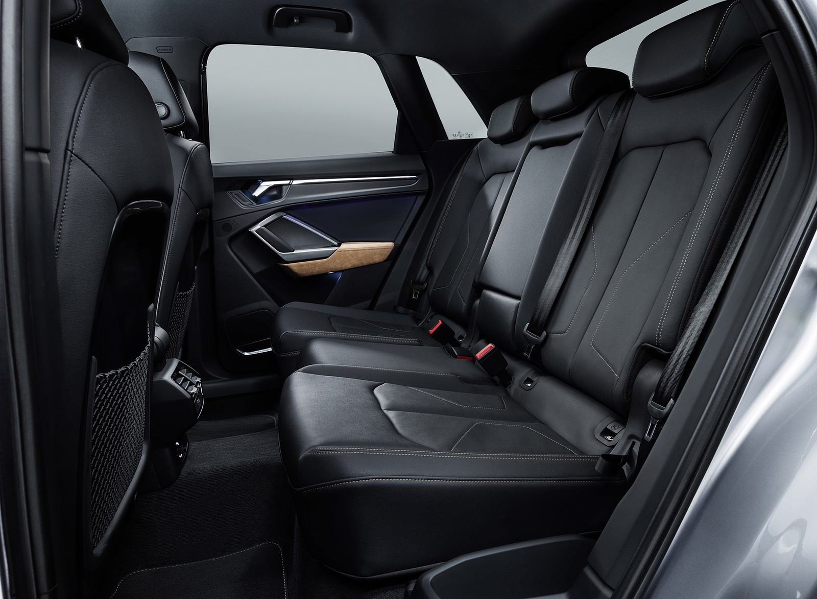 2019 Audi Q3 Interior Rear Seats Wallpapers #20 of 40