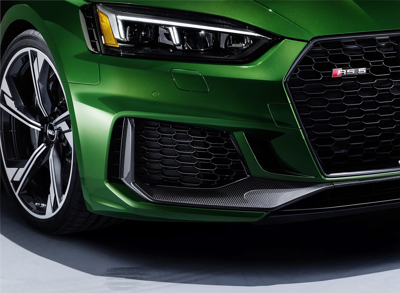 2019 Audi RS5 Sportback (Color: Sonoma Green Metallic) Headlight Wallpapers #65 of 84