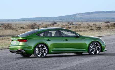 2019 Audi RS5 Sportback (Color: Sonoma Green Metallic) Rear Three-Quarter Wallpapers 450x275 (74)